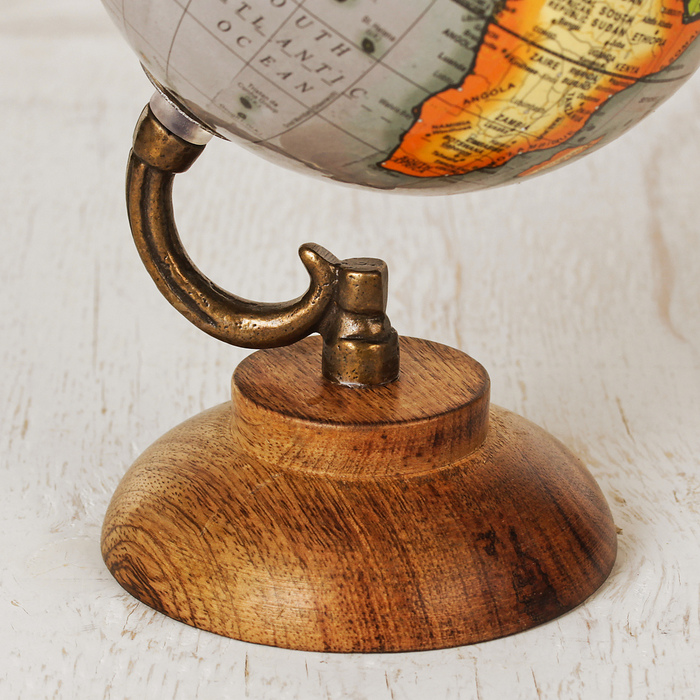 Сувенир глобус "Горы" 12,5х12,5х21,5 см