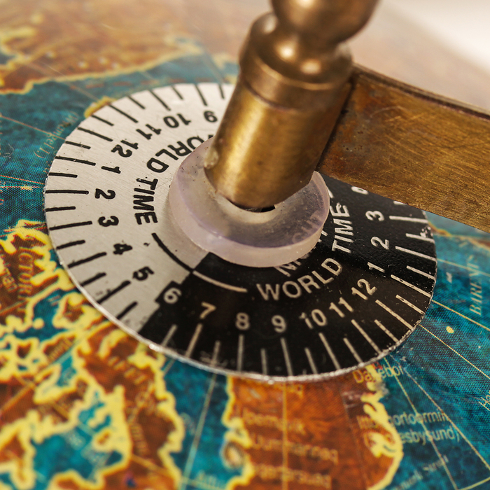 Сувенир глобус "Чудо" 22х22х33 см