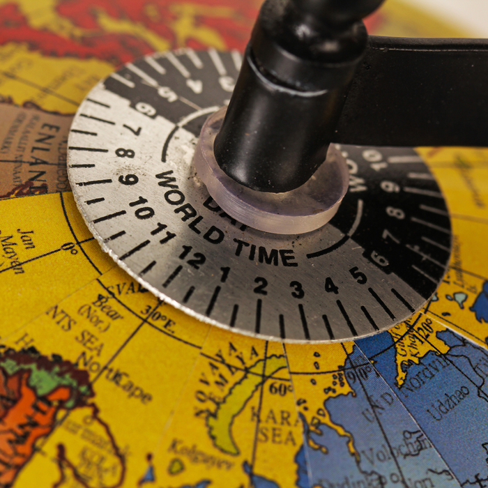 Сувенир глобус "Яркая мечта" 22х22х35 см