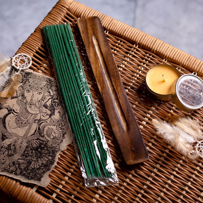 Ароманабор ароматы зодиаков "Рак" (20 палочек с деревянной подставкой)