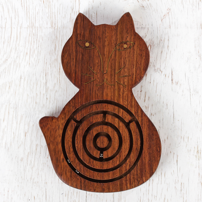 Головоломка "Лабиринт - кошка" дерево 14,5х10х1,5 см