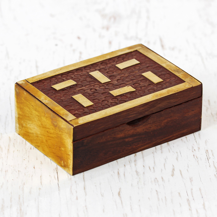 Шкатулка "Палочки" дерево 6х4х2 см