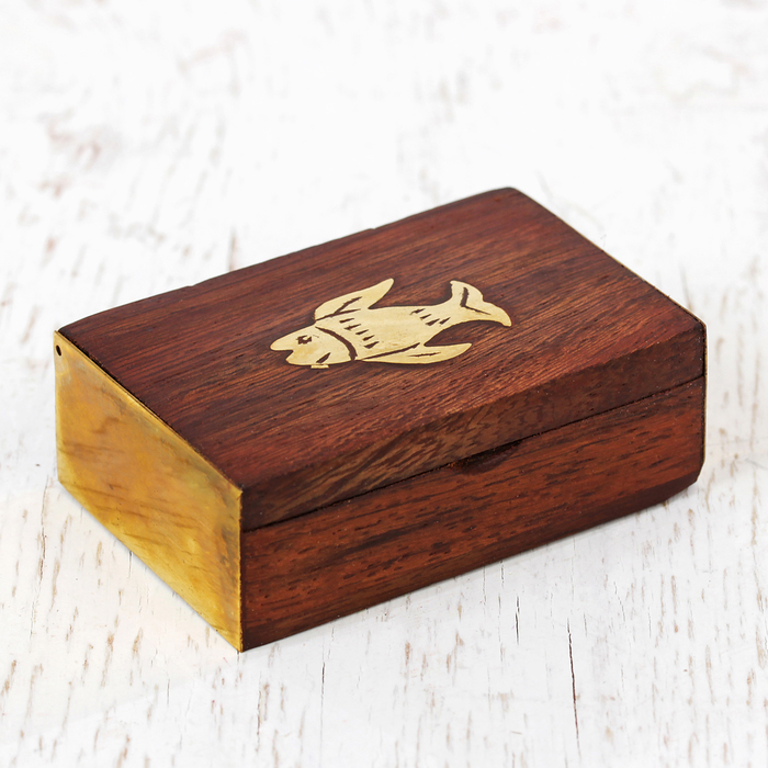 Шкатулка "Рыбка" дерево 6х4х2 см