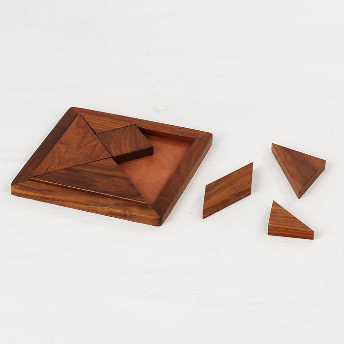 Головоломка дерево 12,7х12,7х1,5 см