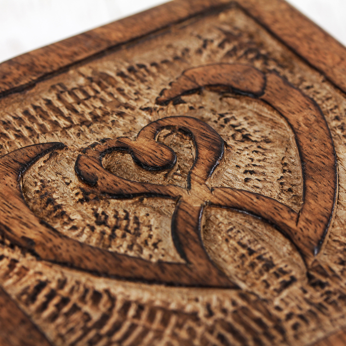 Шкатулка дерево "Волшебное сердце" 10х10х6 см