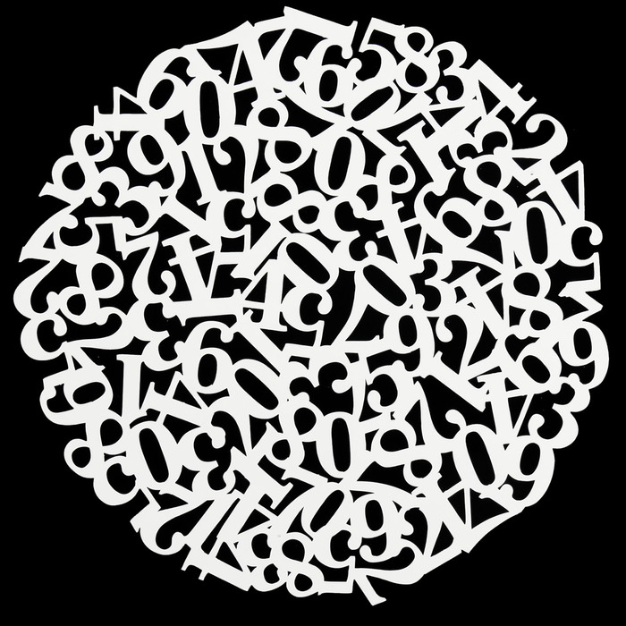 Трафарет-маска пластик "Цифры" d=24 см