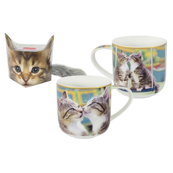 Кружка Целующиеся котята в подарочной упаковке + брелок-хвостик