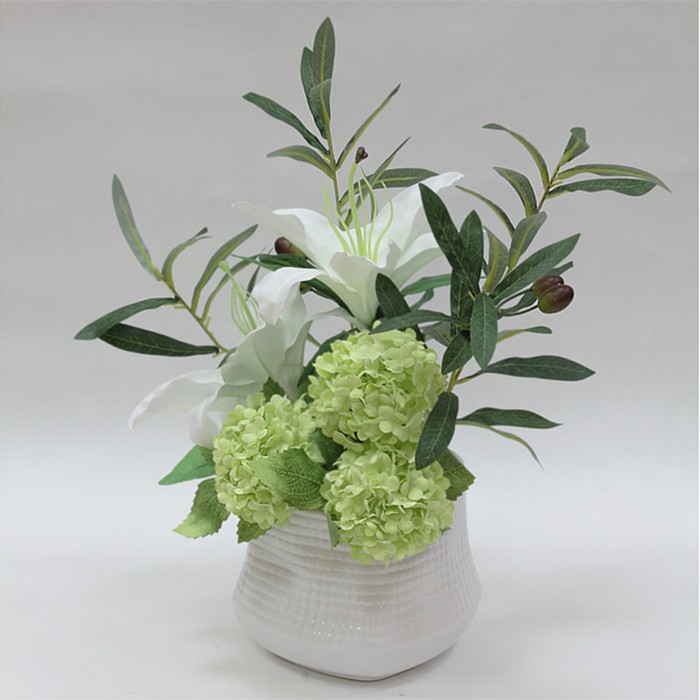 Декор.цветы Лилии белые и гортензии в керам.вазе