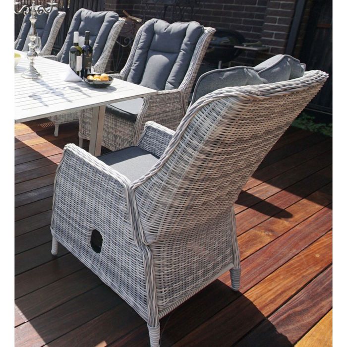 Регулируемое кресло из ротанга ВЕРОНА в комплекте с подушками