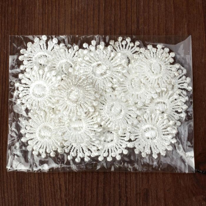 Вязаный элемент "Цветок", d= 2,7см, 25 шт, цвет белый