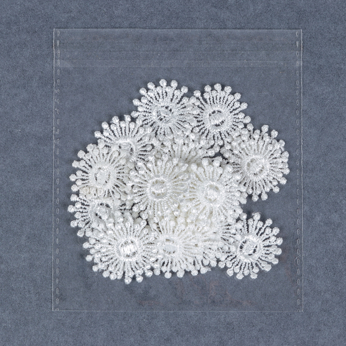 Вязаный элемент "Цветок", d= 2,7см, 25 шт, цвет белый