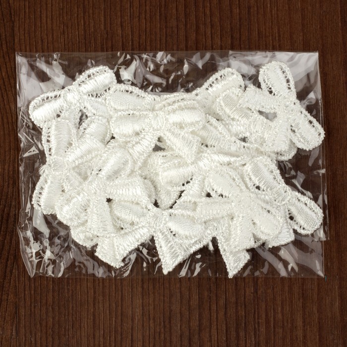 Вязаный элемент "Бантик", 3,3х2см, 20 шт, цвет белый