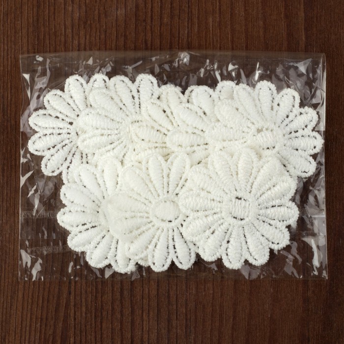 Вязаный элемент "Цветок ромашка", d= 4см,10 шт, цвет белый