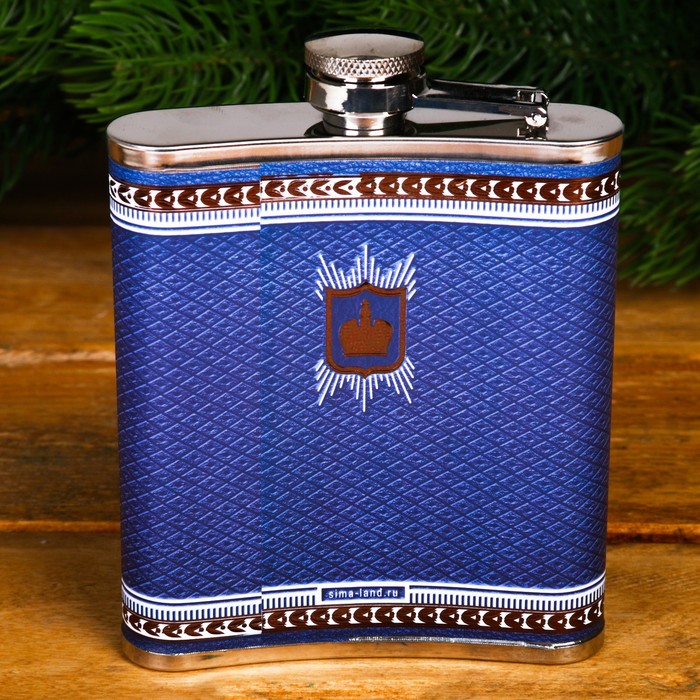 Набор в книге-шкатулке "Искусство быть первым", фляжка, стопки 3 шт., воронка