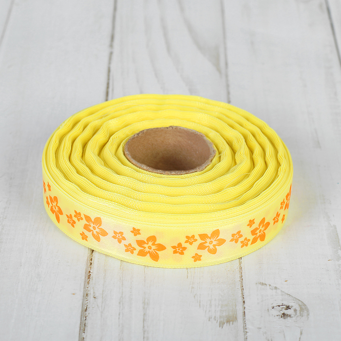 Лента атласная, двухсторонняя, 17мм, 25±1м, орнамент цветочки, цвет жёлто-оранжевый