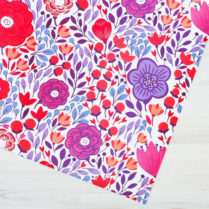 Бумага упаковочная глянцевая "Полевые цветы", 100х70 см