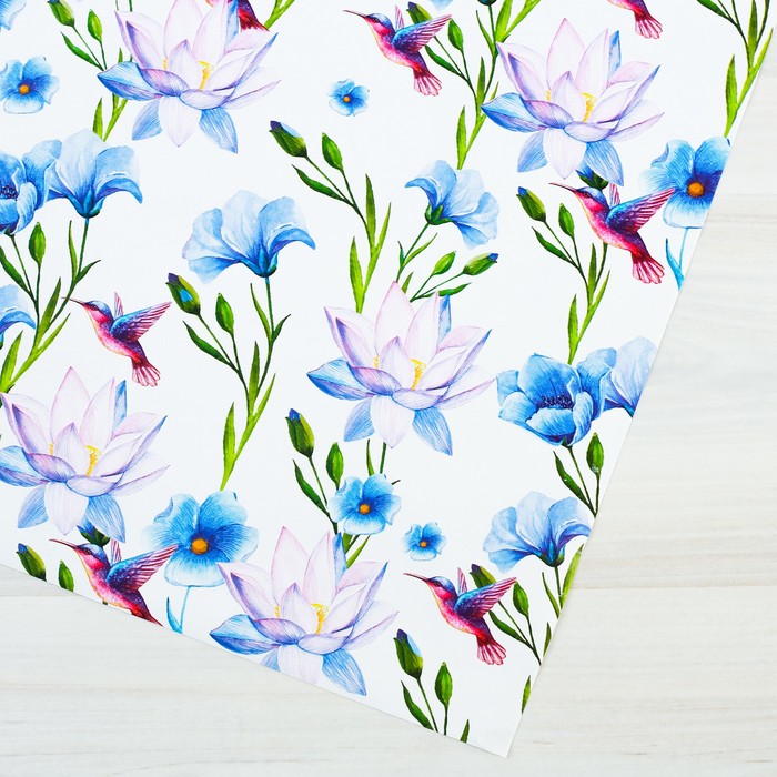 Бумага упаковочная глянцевая "Колибри", 100х70 см