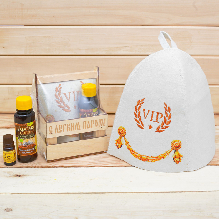 Банный набор в ящике "С лёгким паром": шапка, аромамасло и ароматизатор