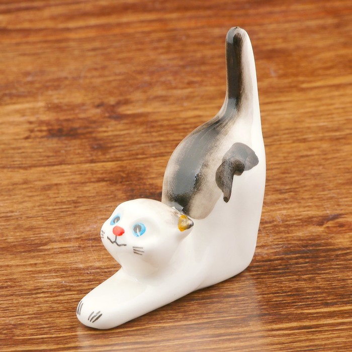 Статуэтка фарфоровая "Кошка чёрная", подставка для колец, 8 см