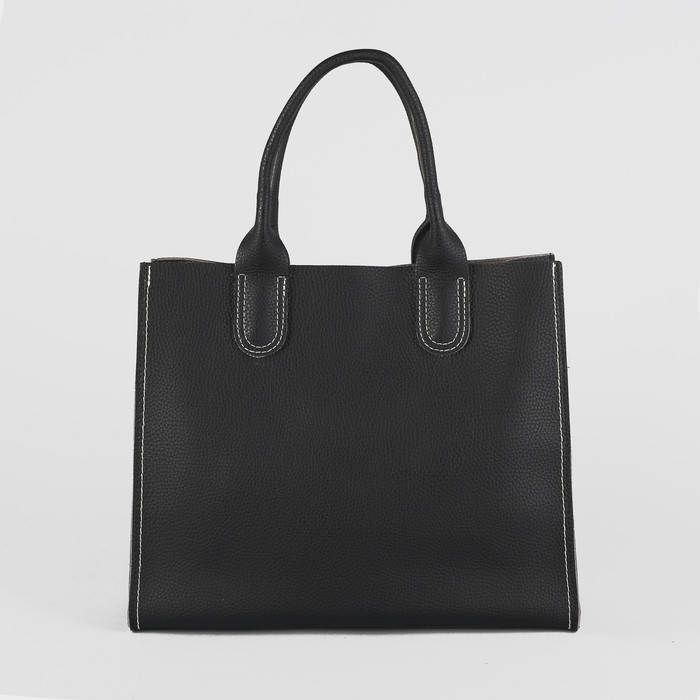 Сумка женская, отдел на молнии, длинный ремень, цвет чёрный