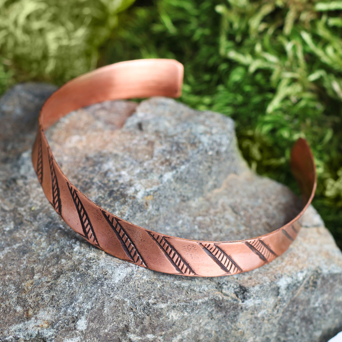 Браслет вогнутый «Засеянное поле» H 10 мм, D 55-75 мм медь