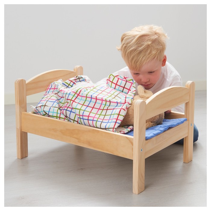 Мебель кукольная "Кровать" с комплектом постельного белья ДУКТИГ