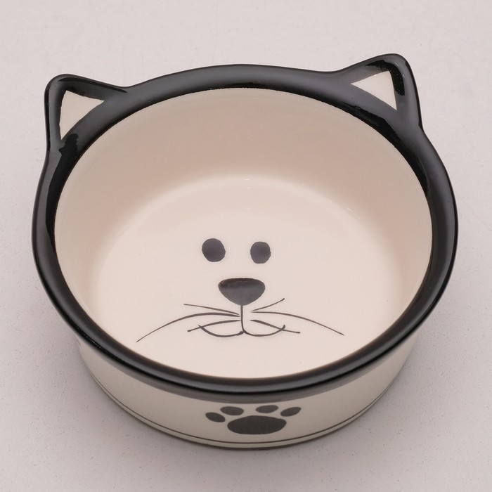 Миска керамическая «Подмигивающий кот», 11 х 4,8 см, 200 мл, бело-черная,