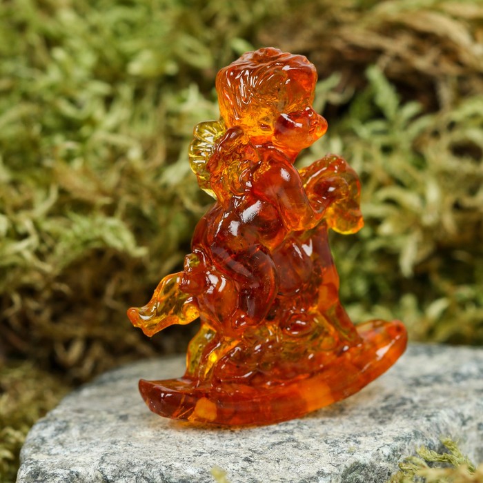 Сувенир "Ангел на лошадке", 5-6 см, янтарный