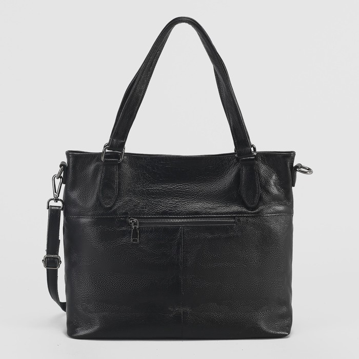 Сумка женская, отдел с перегородкой, 3 наружных кармана, длинный ремень, цвет чёрный