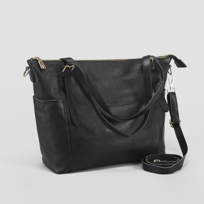 Сумка женская, отдел с перегородкой, 3 наружных кармана, длинный ремень, цвет чёрный