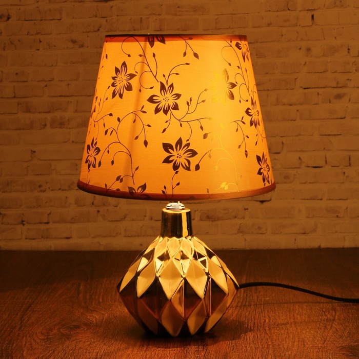 Лампа настольная керамика Е14 40Вт 220В "Ромбы" белая 31х20х20 см