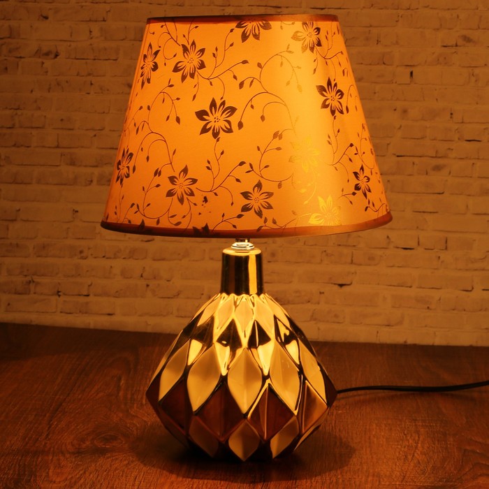 Лампа настольная керамика Е14 40Вт 220В "Ромбы" белая 38х25х25 см