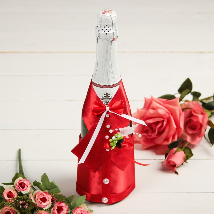 Одежда на бутылку "Вид 1", красный