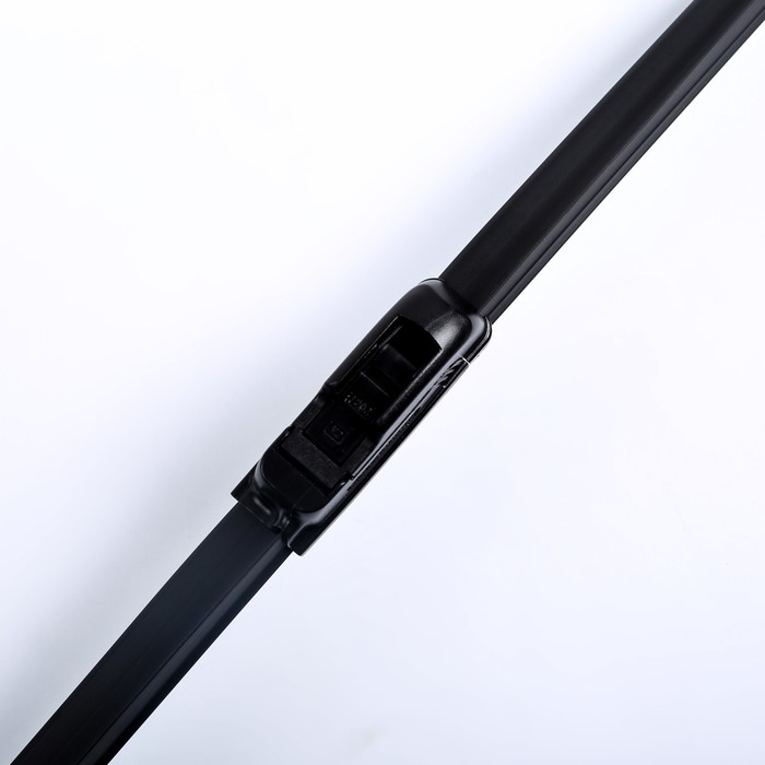Щетка стеклоочистителя CarFashion JET 15"/375 мм, бескаркасная, под крючок