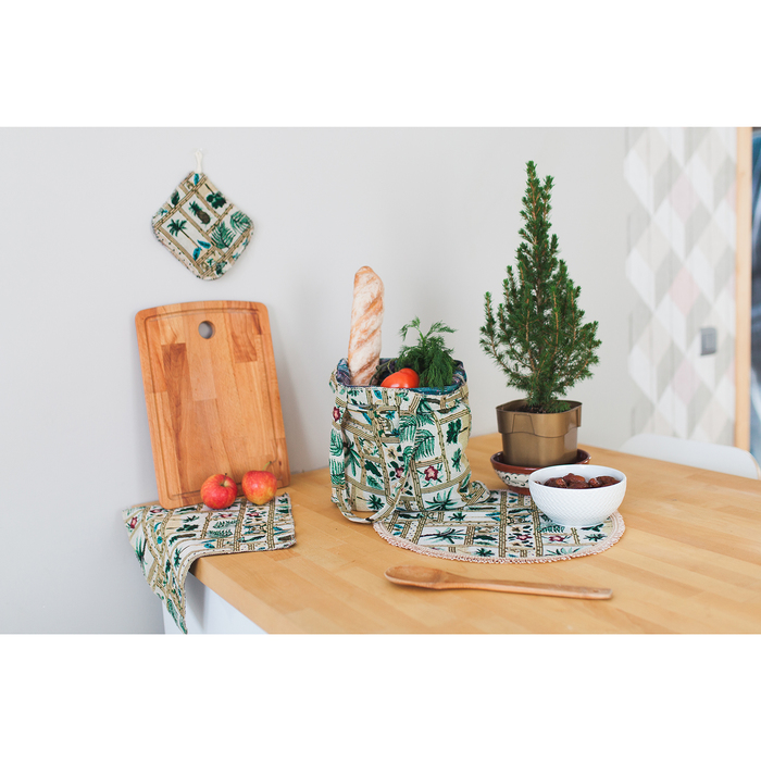 Сумка хозяюшке "Этель" Тропический остров, гобеленовая 33×43х6 см