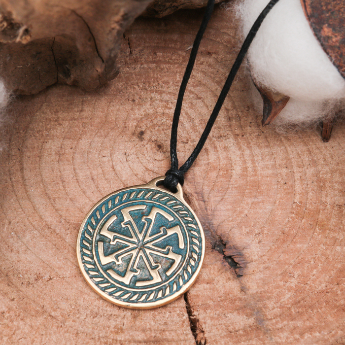 Славянский оберег "Свитовит" неиссякаемый поток энергии