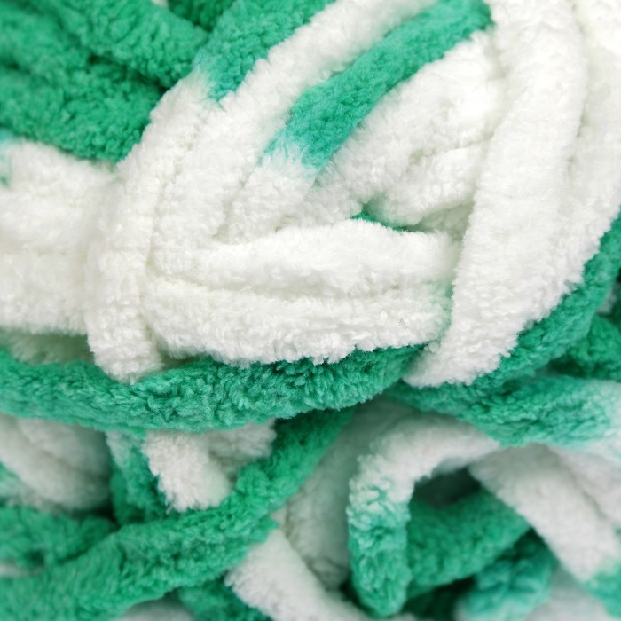 Пряжа "Adelia Dolly" 100% полиэстер 40м/100гр (18 бело-зеленый)