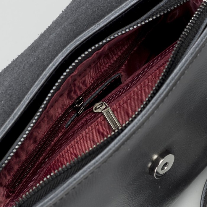 Сумка женская на молнии, 1 отдел с перегородкой, наружный карман, длинный ремень, цвет чёрный