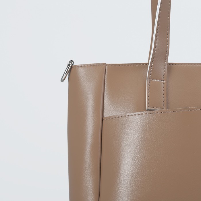 Сумка женская на молнии, 1 отдел с перегородкой, 3 наружных кармана, длинный ремень, цвет бежевый