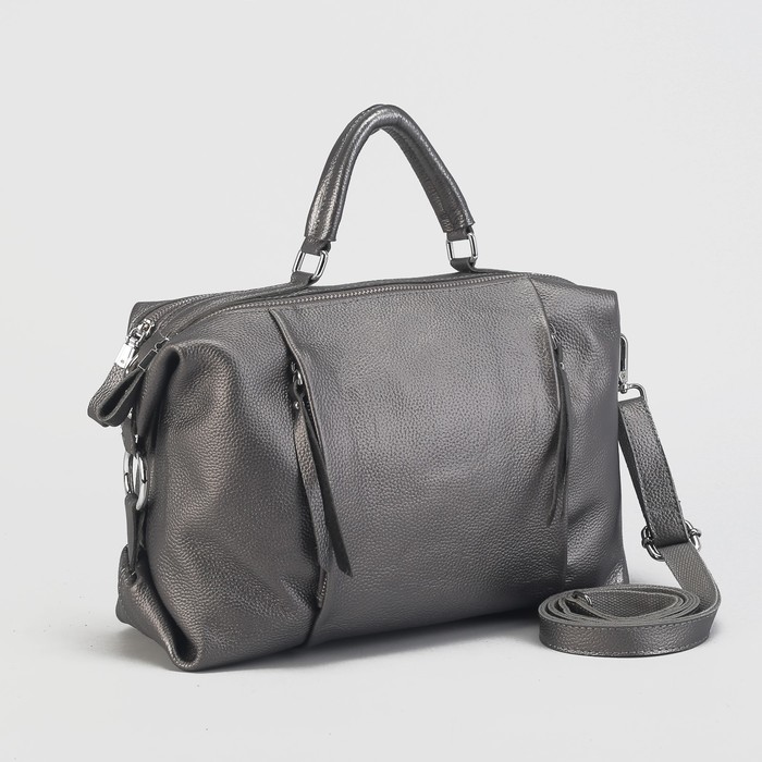 Сумка женская на молнии, 2 отдела, 3 наружных кармана, длинный ремень, цвет серебристый