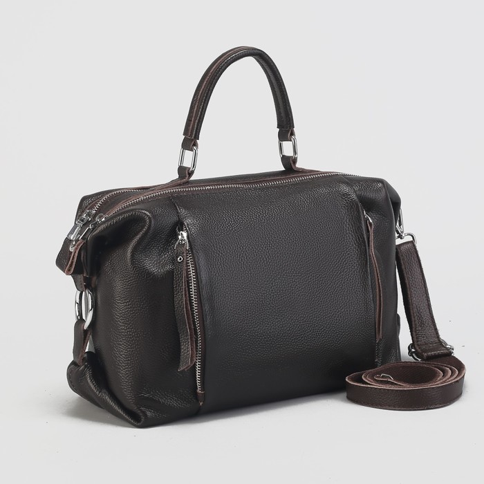 Сумка женская на молнии, 2 отдела, 3 наружных кармана, длинный ремень, цвет коричневый