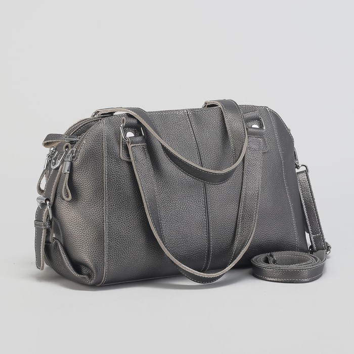 Сумка женская на молнии, 3 отдела, наружный карман, длинный ремень, цвет серебристый