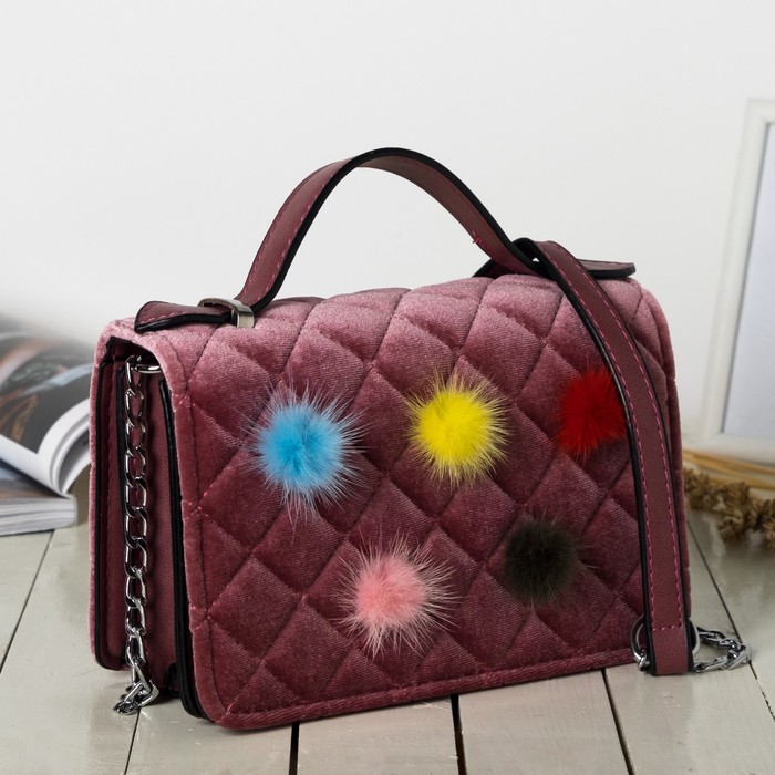 Сумка женская на клапане, 2 отдела, длинная цепь, цвет пудровый