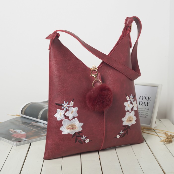 Сумка женская на молнии, 1 отдел, длинный ремень, цвет красный