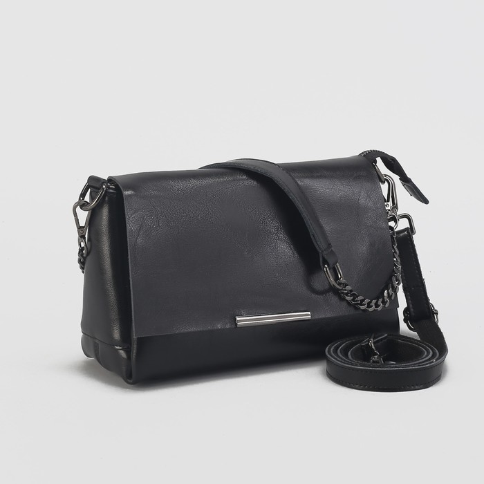 Сумка женская на молнии, 3 отдела, наружный карман, длинный ремень, цвет чёрный