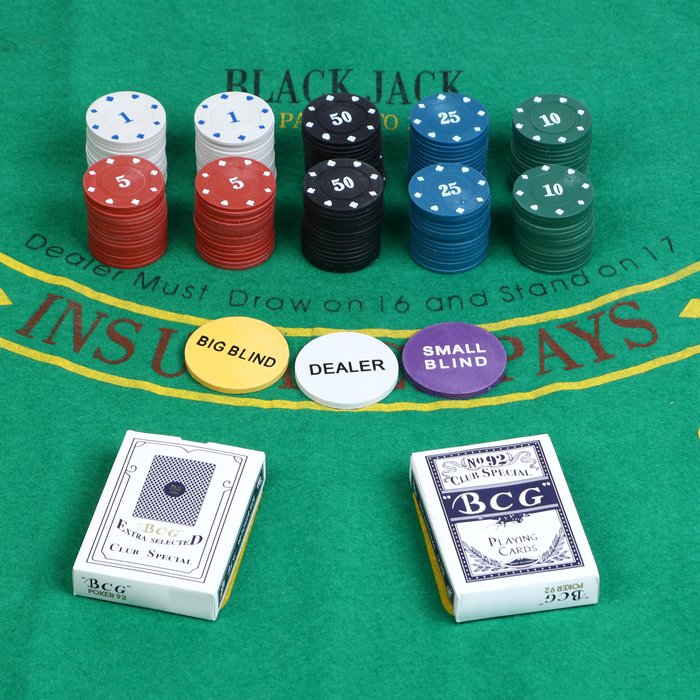

Покер, набор для игры (карты 2 колоды, фишки 500 шт.), 29 х 33 см