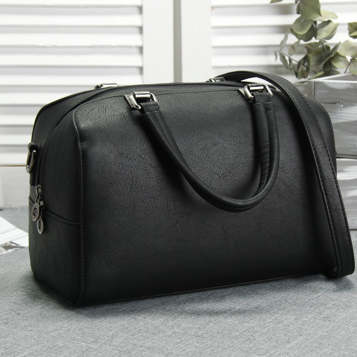 Сумка женская, 1 отдел, наружный карман, длинный ремень, цвет чёрный