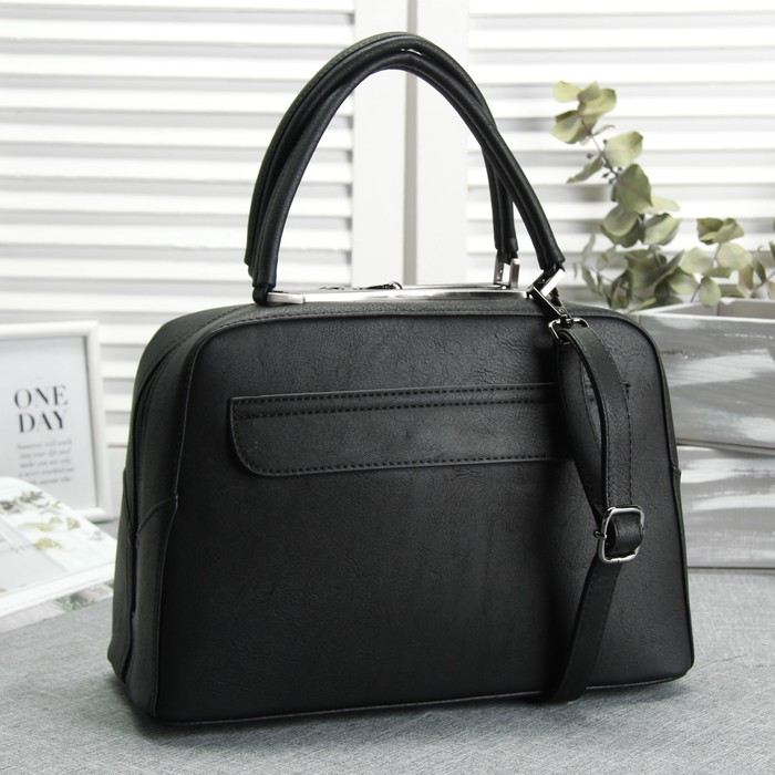 Сумка женская, 1 отдел, наружный карман, длинный ремень, цвет чёрный