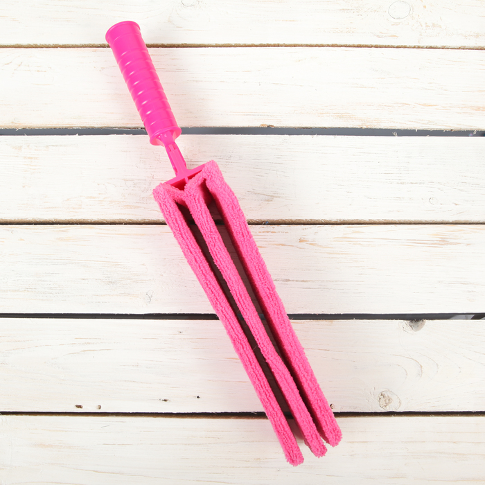 Щетка для жалюзи 71х6х6 см, насадка 25 см, на черенок 3 см, цвет МИКС