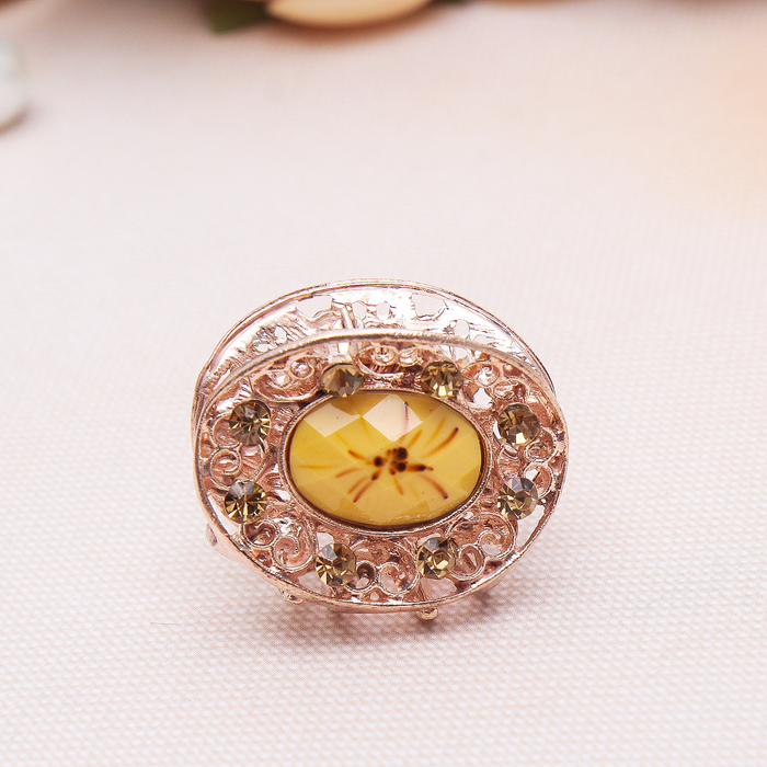 Краб для волос "Пристрастие" 2,5 см, овал, микс